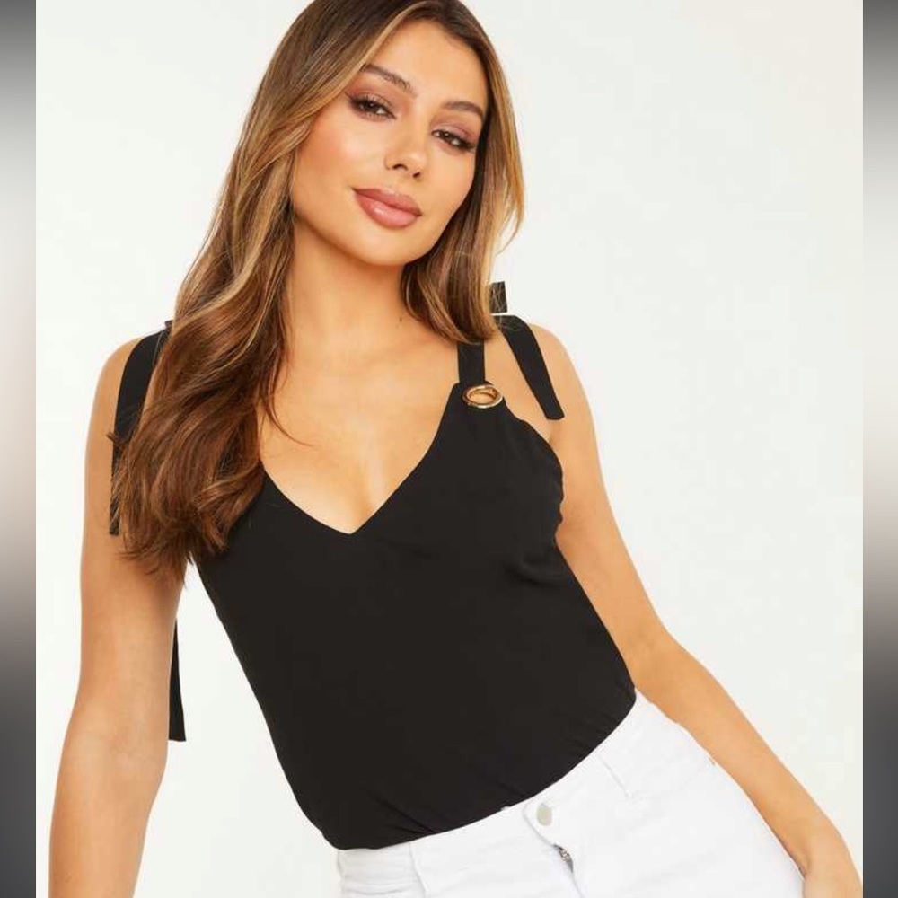 QUIZ Black Eyelet Tie Strap Cami